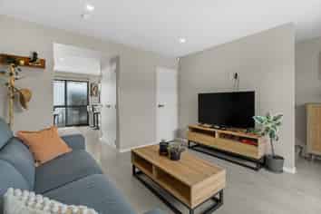 4/45 Methuen Road , New Windsor