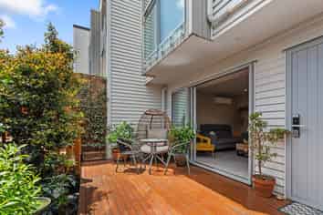 4/45 Methuen Road , New Windsor