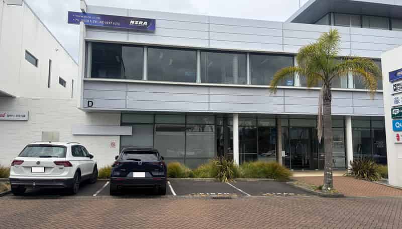 D1,3  Orbit Drive, Albany, Albany