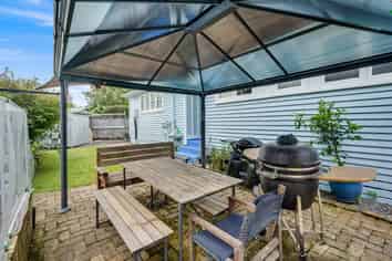 9 Le Quesne Place, Fairfield