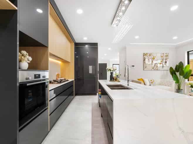 126 McQuoids Road, Flat Bush