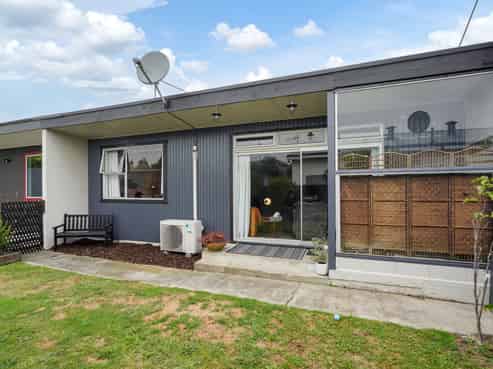 2/50 Fulton Street, Gladstone