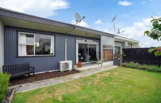 2/50 Fulton Street, Gladstone