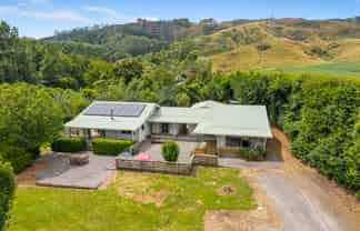 359A Kuku East Road, Manakau