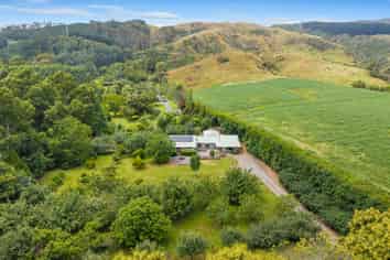 359A Kuku East Road, Manakau