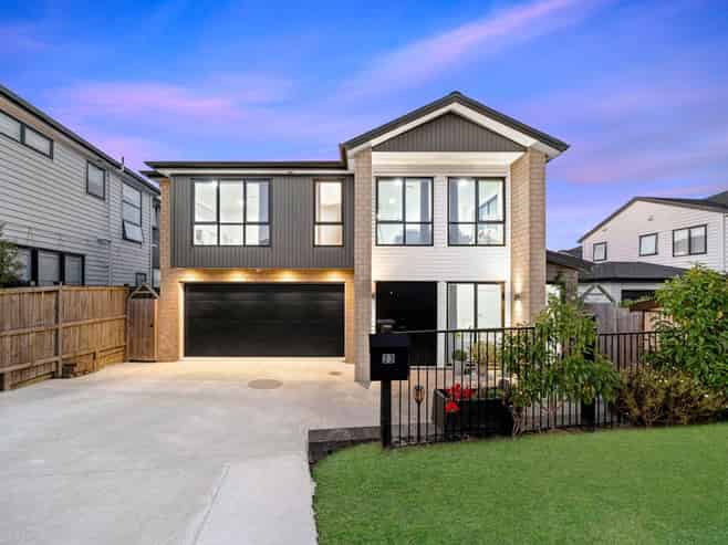 23 Ballyliffin Drive, Flat Bush