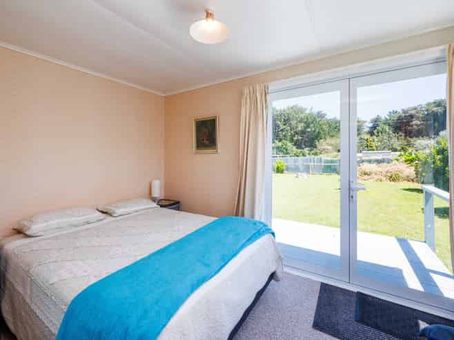 72 Nash Parade, Foxton Beach