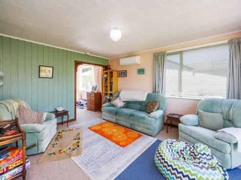 72 Nash Parade, Foxton Beach