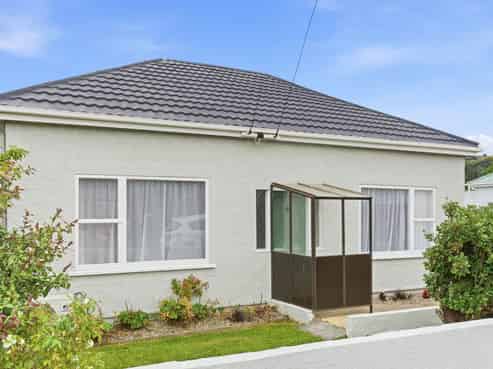 17  Burns Street, SOUTH DUNEDIN