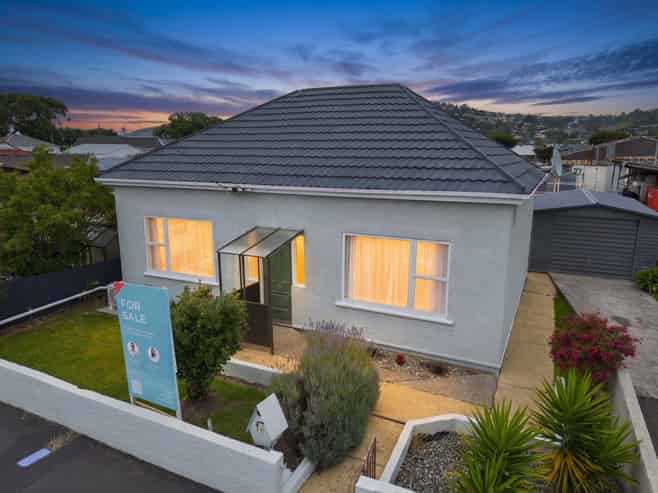 17  Burns Street, SOUTH DUNEDIN