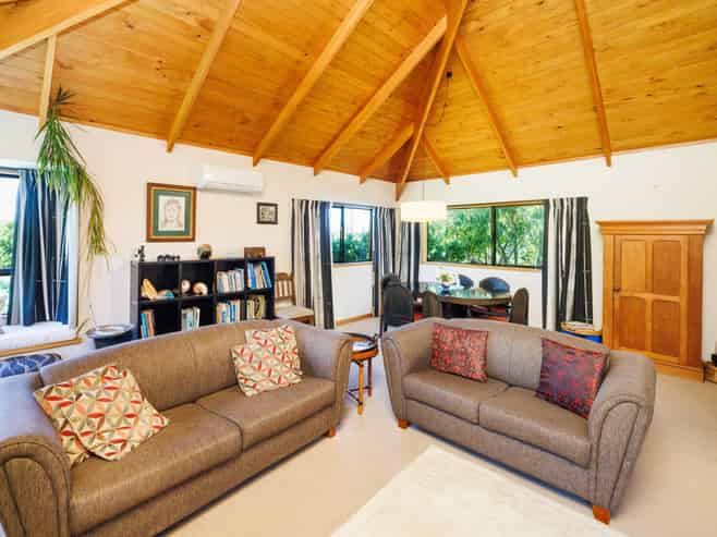 11 Ferry Street, Foxton Beach