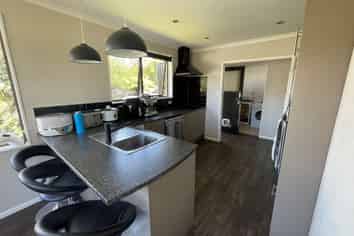 79 Riversdale Drive, Merrilands