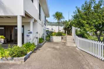 204A The Drive, Whangamata