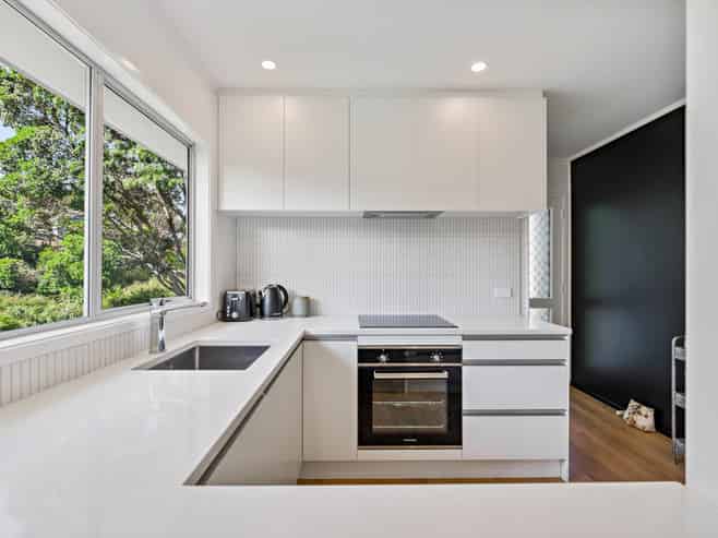 2/20 Scarlock Avenue, Browns Bay