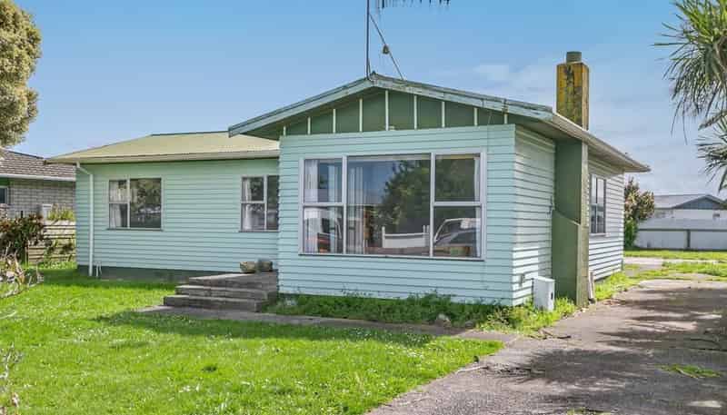 23 Stirling Street, Levin