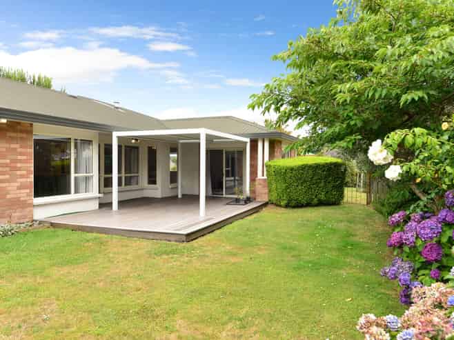 10 Admiral Crescent, Flagstaff