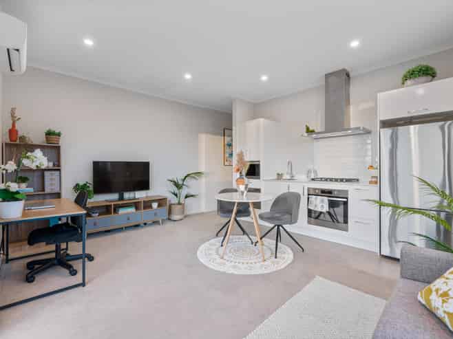 24 Pukewhero Rise, Westgate