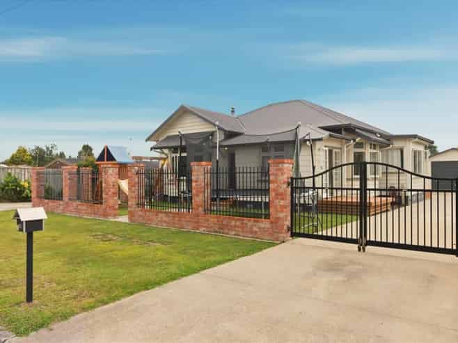 15 Hall Road, Paengaroa