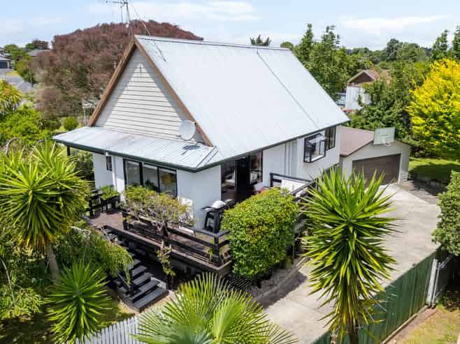 76 Pelorus Street, Glenview