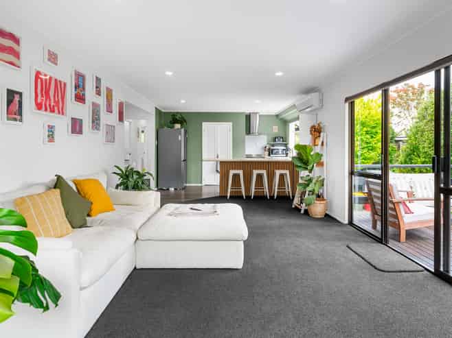 76 Pelorus Street, Glenview