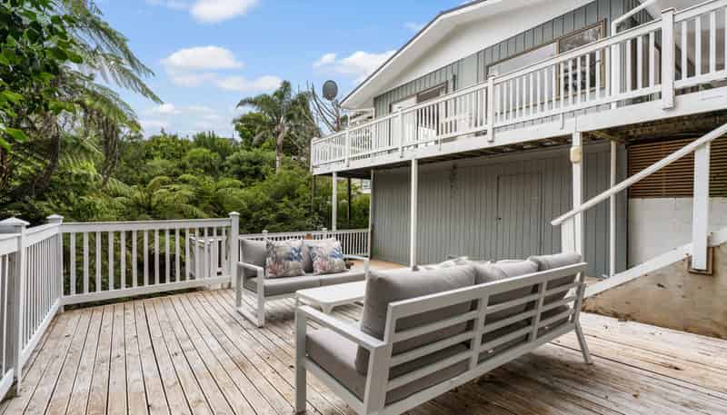 990 East Coast Road, Torbay