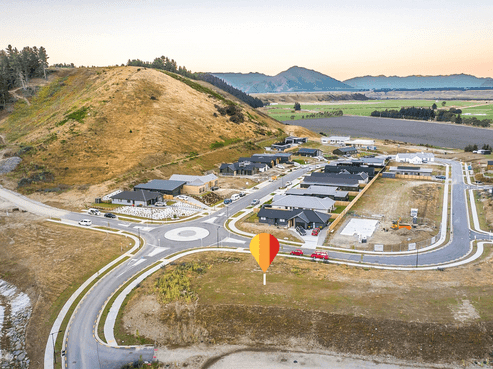 25 Lake McKay Drive, Luggate