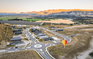 25 Lake McKay Drive, Luggate