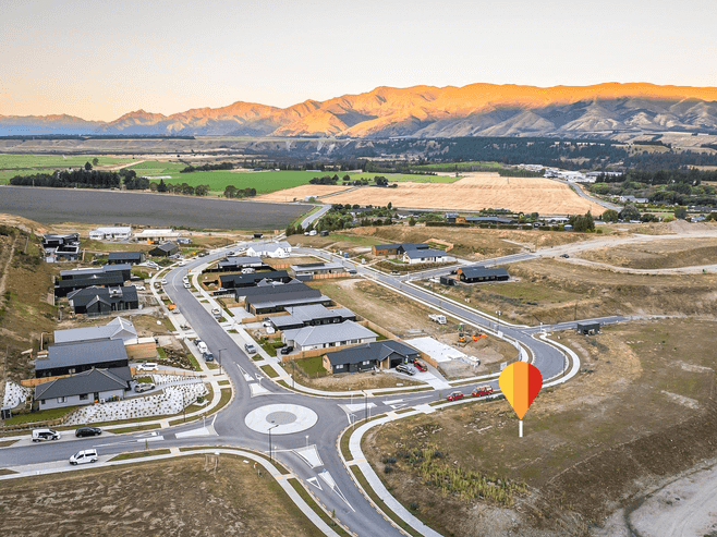 25 Lake McKay Drive, Luggate