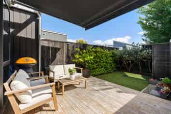 4 Tuhono Lane, Northcote