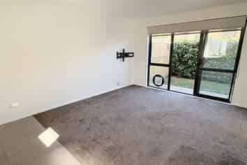 2/48 Buffon St, Waltham