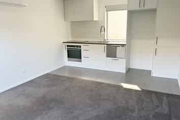 2/48 Buffon St, Waltham