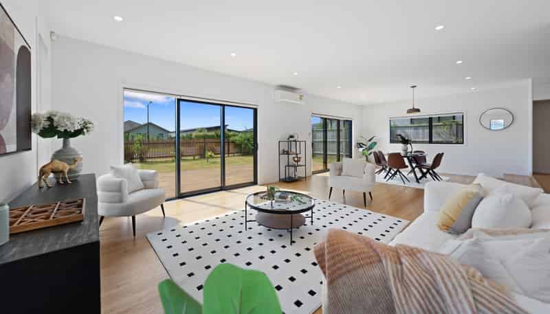 19 Len Ireland Drive, Huapai