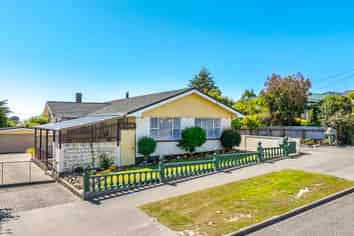 13 Cross Street, Marchwiel