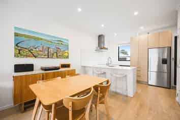 7 Oyster Drive, Whenuapai