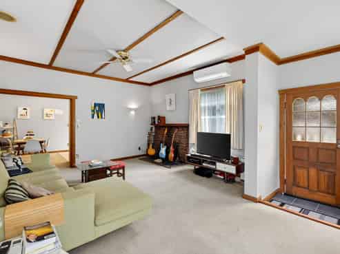 10 Milton Road, Bluff Hill