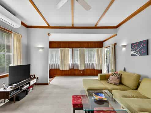 10 Milton Road, Bluff Hill