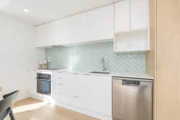 Unit102/2A Te Ara Taurapa, Point Chevalier