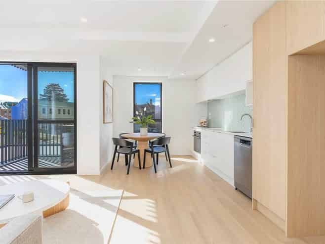 Unit102/2A Te Ara Taurapa, Point Chevalier