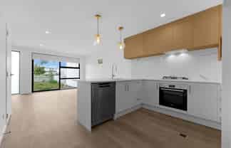 31 Karikari Crescent, Takanini