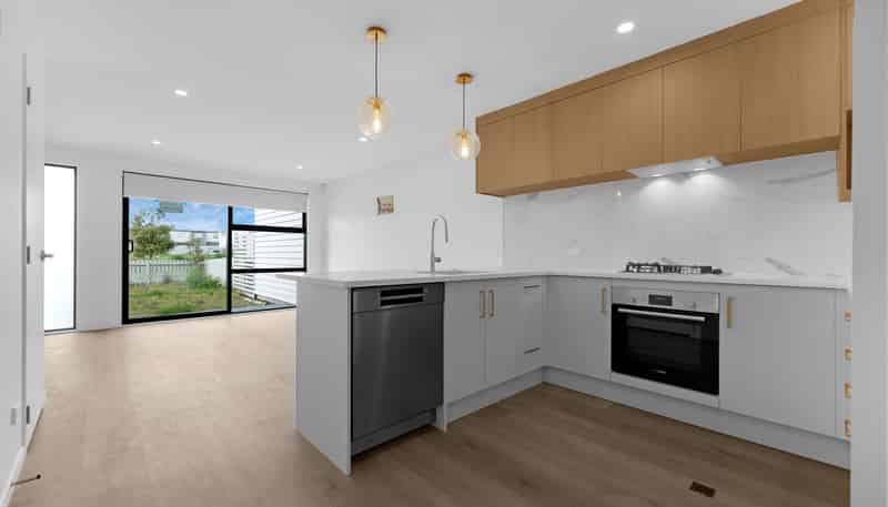 31 Karikari Crescent, Takanini