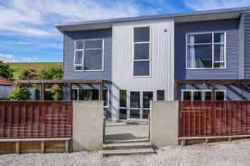 2/8 Oakwood Place, Wanaka