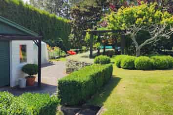 Rural living, Zoned Industrial ... Invest and Rest