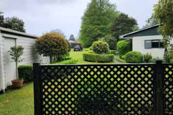 Rural living, Zoned Industrial ... Invest and Rest