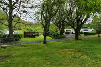 Rural living, Zoned Industrial ... Invest and Rest