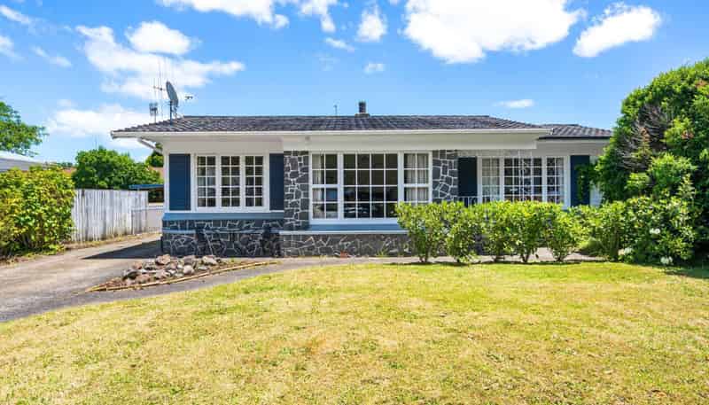 24 Lovatt Crescent, Kensington