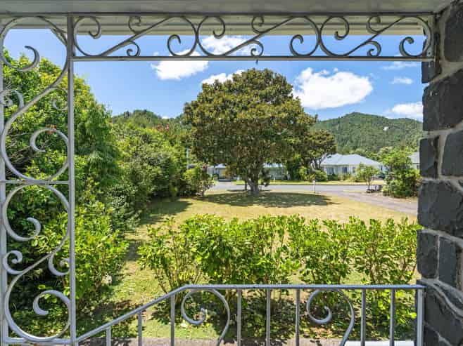 24 Lovatt Crescent, Kensington