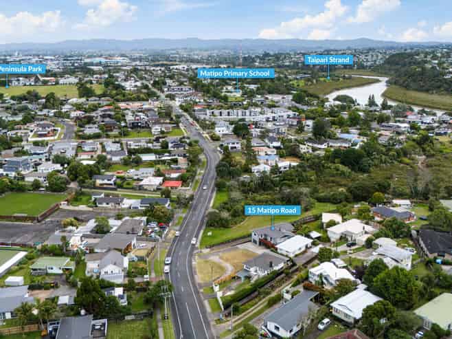 15 Matipo Road, Te Atatu Peninsula