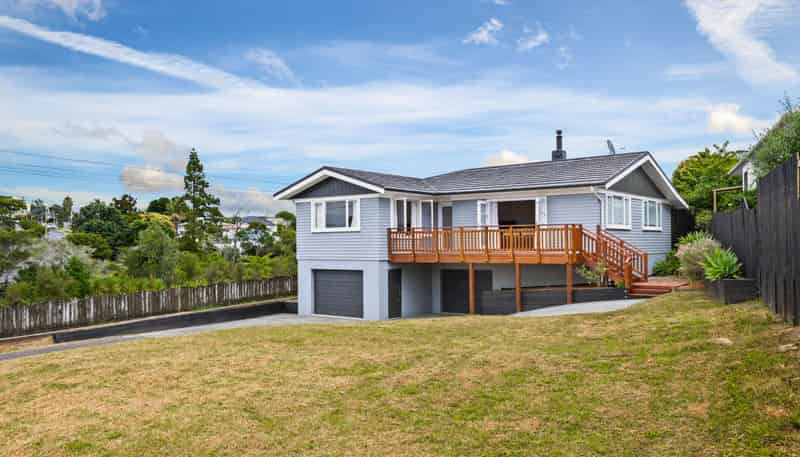 15 Matipo Road, Te Atatu Peninsula