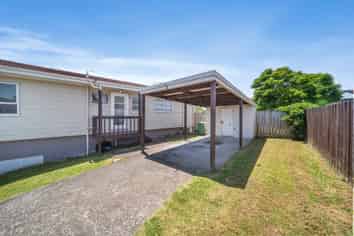 2/6 Bundena Place, Clendon Park