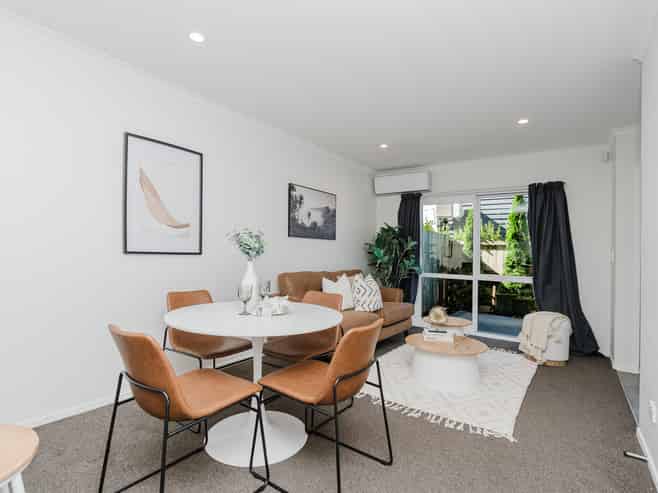 16/10 Burrows Place, Frankton